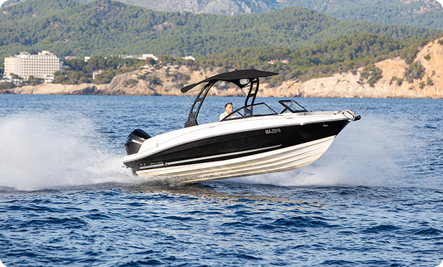 Bayliner VR6 | Boat Rental | Lucky Charter | Mallorca