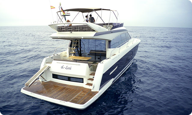 Prestige 560F | Boat rental | Lucky Charter | Mallorca
